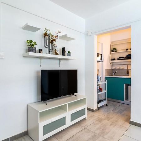 Mila'S 1-Br Apartment In Larnaca Exterior photo