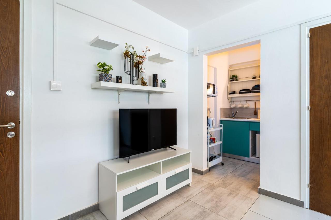 Mila'S 1-Br Apartment In Larnaca Exterior photo
