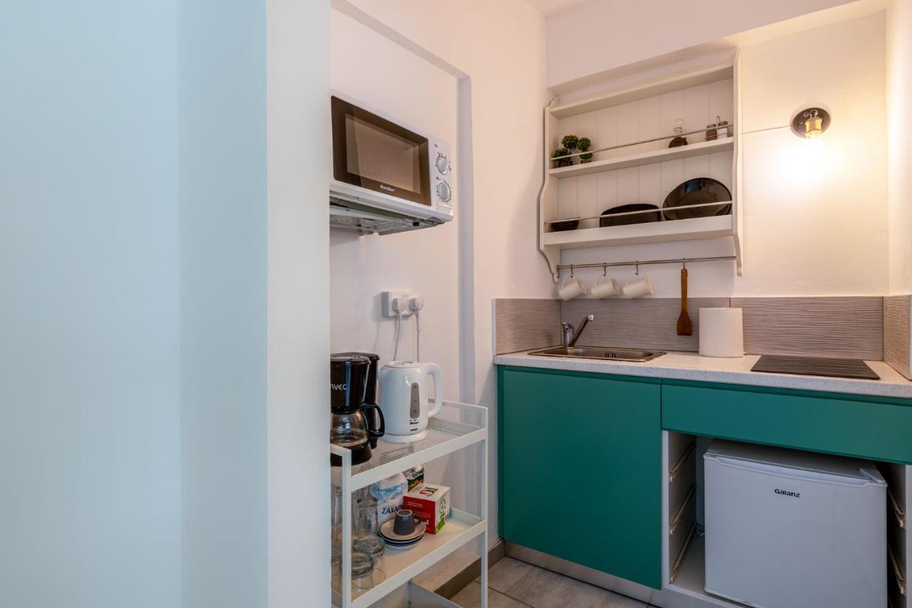 Mila'S 1-Br Apartment In Larnaca Exterior photo